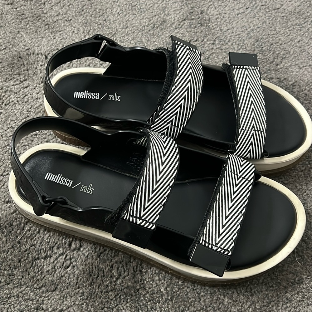 Like new Melissa jelly sandals